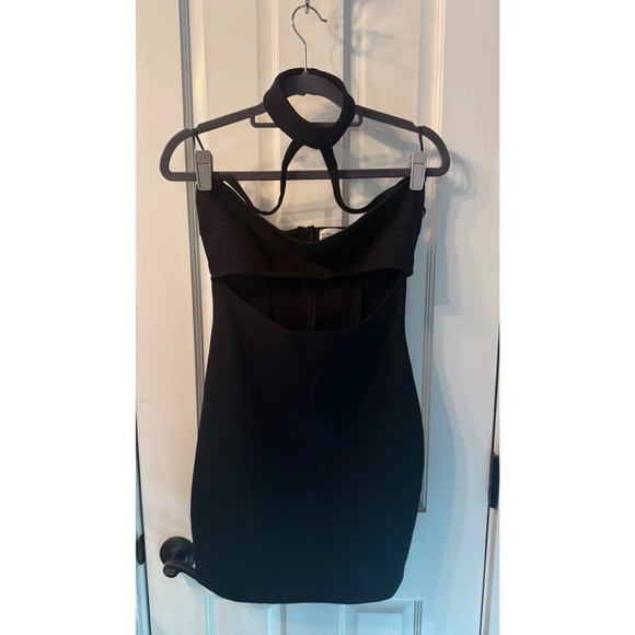 NEW BY THE WAY x SUPERDOWN x REVOLVE KORY BLACK CUTOUT HALTER NECK LBD DRESS 🔥 - Picture 9 of 10